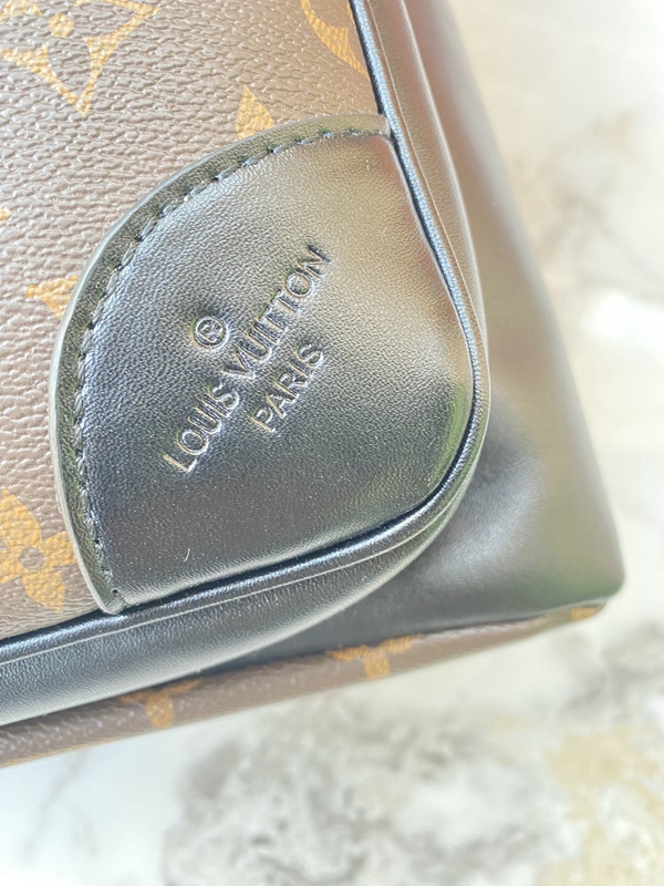 ルイヴィトンバッグ細部ディテール